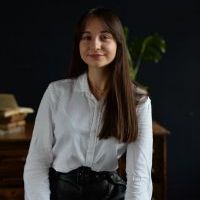 Репетитор - Вероніка М. id: 144101