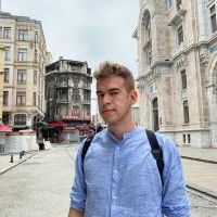Репетитор - Андрей С. id: 131318