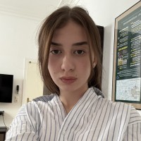 Репетитор Валерія Єніна - BUKI