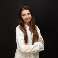 Репетитор - Юлія В. id: 193680