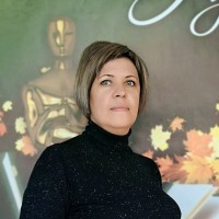 Репетитор Олена Бондаренко - BUKI