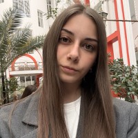 Катерина Сахарнян  репетитор  Української мови та літератури онлайн