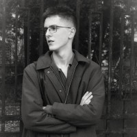 Олександр Іваницький  репетитор  Української мови та літератури онлайн