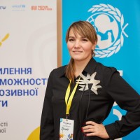 Репетитор Ірина Крейтор - BUKI