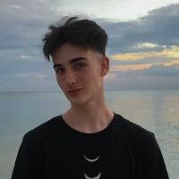 Репетитор - Микита М. id: 87762