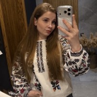 Софія Костюк  репетитор  Англійської мови онлайн