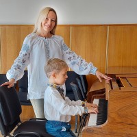 Репетитор - Олена В. id: 182604