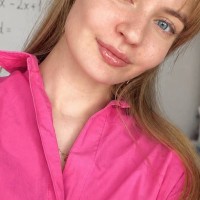 Аліна В.