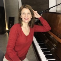 Репетитор Олена Гладченко - BUKI