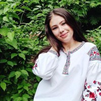 Дар'я Вишняк  репетитор  Англійської мови онлайн