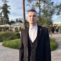 Репетитор Олег Красавін - BUKI
