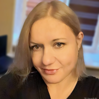 Репетитор Євгенія Лазнюк - BUKI