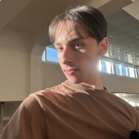 Ілля Кузьменко  репетитор  Англійської мови онлайн