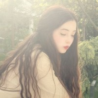 Репетитор Николь М. - BUKI