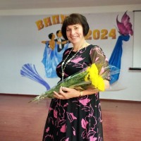 Елена Рябущиць  репетитор  Украинского языка и литературы онлайн