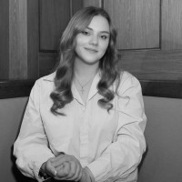 Репетитор Дарина Тегза - BUKI