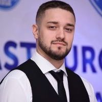 Репетитор - Артем С. id: 103702