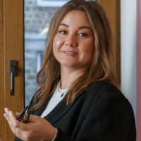 Репетитор Сусанна Дергачова - BUKI