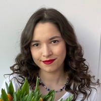 Репетитор Надія Гірник - BUKI