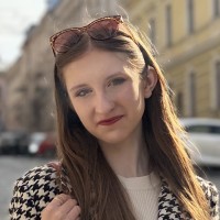 Поліна Ткачук  репетитор  Англійської мови Кам'янець-Подільський