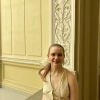 Лілія Мельник  репетитор  Української мови та літератури онлайн