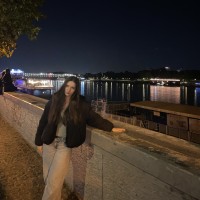Олександра Ф.