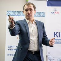 Репетитор - Михайло Г.