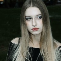 Микаелла Захарова  репетитор  Англійської мови онлайн