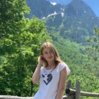 Репетитор - Валерія З. id: 127502
