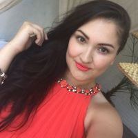 Репетитор - Кароліна М. id: 87976
