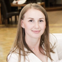 Репетитор - Стефания П. id: 137376