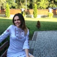 Ирина Фурив  репетитор  Української мови та літератури онлайн