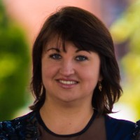 Елена Дюндик  репетитор  Украинского языка и литературы онлайн