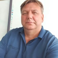 Репетитор Олександр Максімов - BUKI