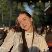 Юлія Гречана  репетитор  Англійської мови онлайн