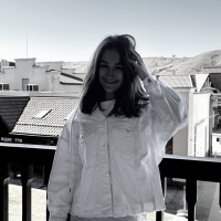 Репетитор Аліса Кузьменко - BUKI