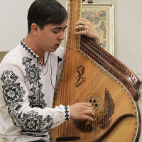 Репетитор - Петро Т. id: 156622
