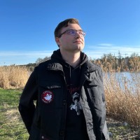 Репетитор Максим Бурмістров - BUKI