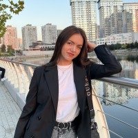 Ангеліна К.