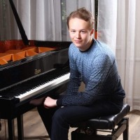 Репетитор - Владислав Х.