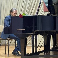 Репетитор - Андрей Р. id: 166979