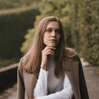 Вікторія Сєра  репетитор  Англійської мови онлайн