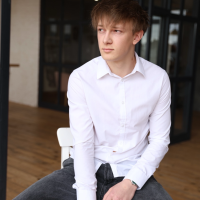 Репетитор Дмитро Підлісний - BUKI