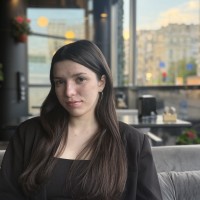 Поліна Колесник  репетитор  Англійської мови онлайн