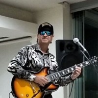Репетитор - Олександр М. id: 195389