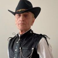 Репетитор - Геннадій А. id: 141344