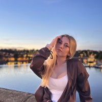 Репетитор Карина Довгань - BUKI