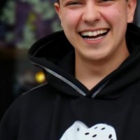 Репетитор Дмитро Лавренюк - BUKI