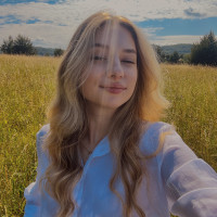 Стефанія К.