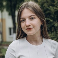 Репетитор Юлія Яворницька - BUKI